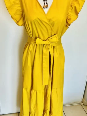 robe longue/robe ceinturée/robe à volants/robe décontractée/robe fluide/robe sans manches/robe manche à volants/robe col en v/Lyon centre/Marseille/Montpellier/Toulouse/Nice/Nîmes/Troyes/Roanne/Grenoble/Reims/Valence/Ile-de-France/Paris/France