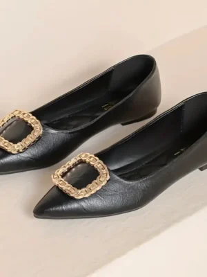 Ballerines femme/ballerines plate femme/chaussures décontractée femme/chaussures femme/ballerines/Lyon centre/Marseille/Nice/Nîmes/Toulouse/Clermont-Ferrand/Bordeau/Roanne/Troyes/Thiers/Grenoble/Valence/Ile-de-France/Paris/France/Gabon/Libreville/Côte d'Ivoire/Congo/Brazzaville